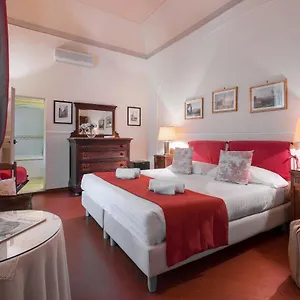 Ape Rosa Relais Florencia