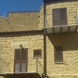 3* Bed and breakfast A Due Passi Dal Centro